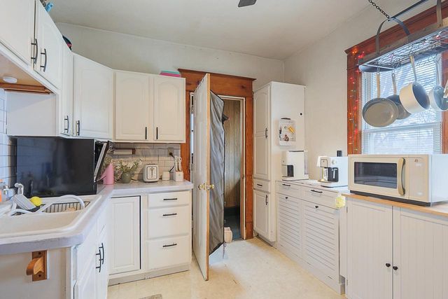 525 S QUINCY STREET, Green Bay, WI 54301