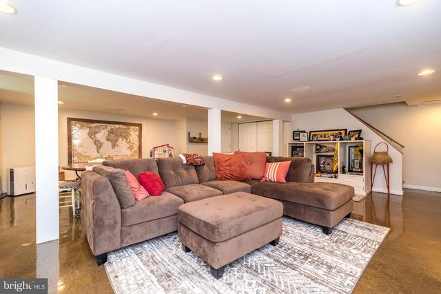 2610 RED GATE DR, Doylestown, PA 18901