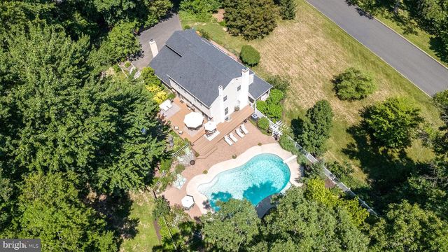 2610 RED GATE DR, Doylestown, PA 18901