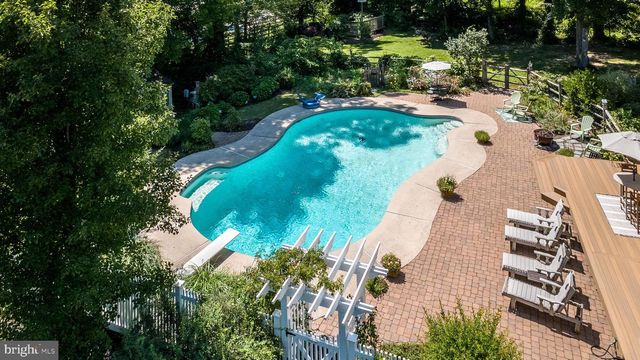 2610 RED GATE DR, Doylestown, PA 18901