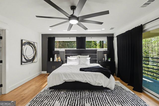 1153 Dawn View Lane NW, Atlanta, GA 30327