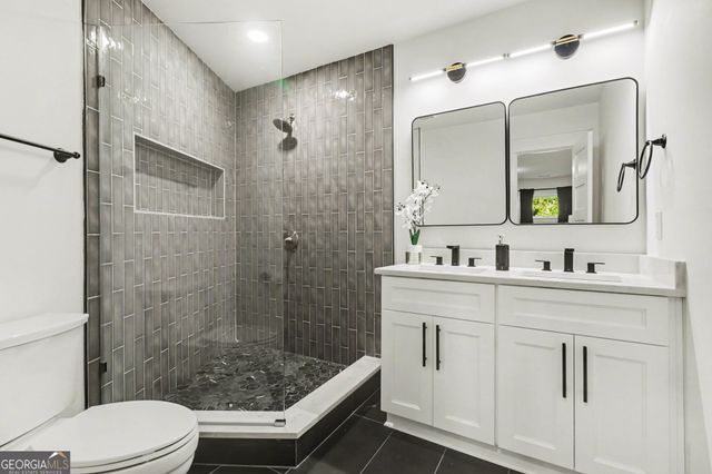 1153 Dawn View Lane NW, Atlanta, GA 30327