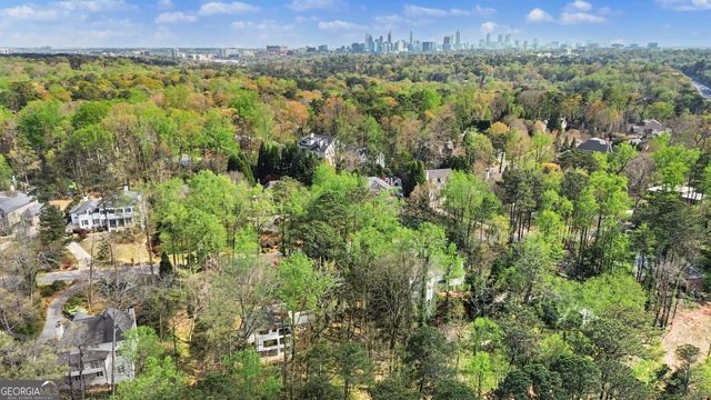 1153 Dawn View Lane NW, Atlanta, GA 30327