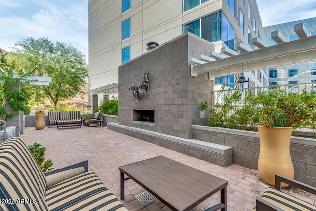 140 E Rio Salado Parkway 209, Tempe, AZ 85281