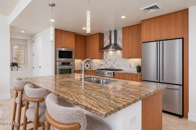 140 E Rio Salado Parkway 209, Tempe, AZ 85281