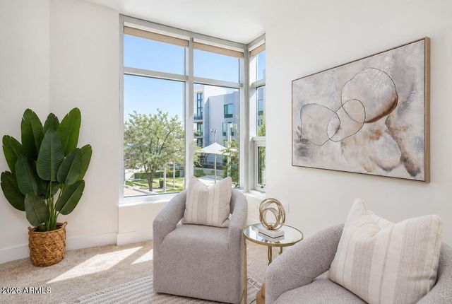 140 E Rio Salado Parkway 209, Tempe, AZ 85281
