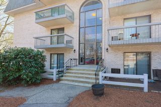 85 Commons Dr 212, Shrewsbury, MA 01545