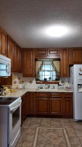 7492 U.S. 41, Jasper, TN 37347