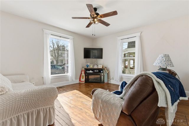 112 W Baldwin Street, Blanchester, OH 45107