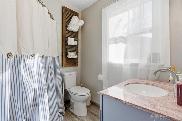 112 W Baldwin Street, Blanchester, OH 45107