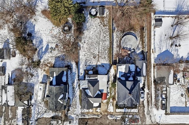 112 W Baldwin Street, Blanchester, OH 45107