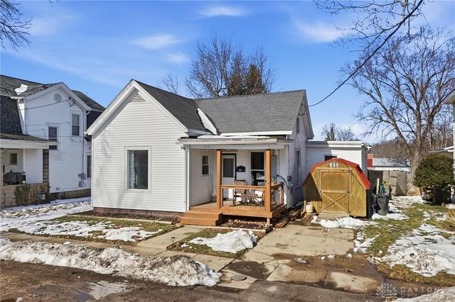 112 W Baldwin Street, Blanchester, OH 45107