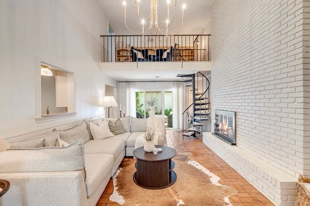 3778 Weeburn Drive, Dallas, TX 75229