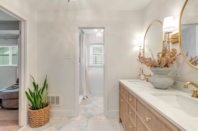 3778 Weeburn Drive, Dallas, TX 75229