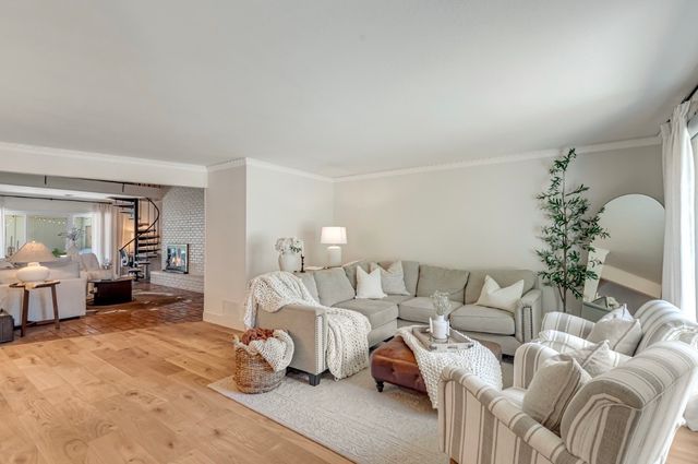 3778 Weeburn Drive, Dallas, TX 75229