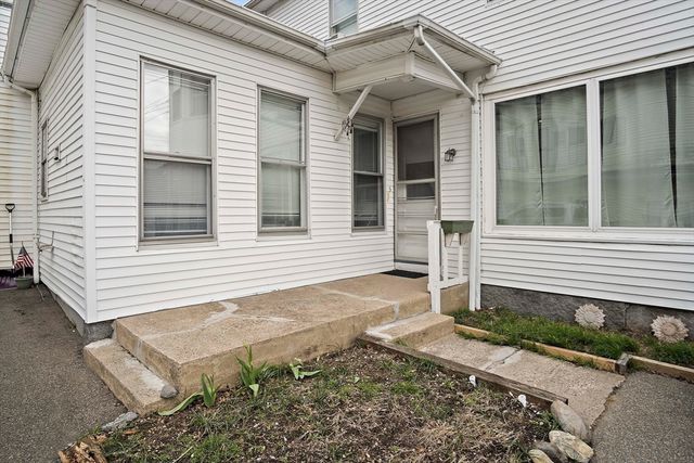 100 North Franklin 2, Holbrook, MA 02343