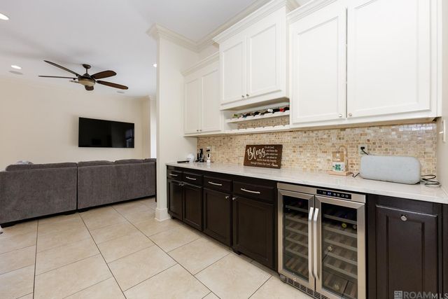 10757 Royal Ridge Ave, Baton Rouge, LA 70810