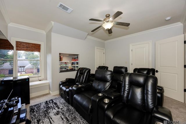 10757 Royal Ridge Ave, Baton Rouge, LA 70810