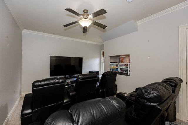 10757 Royal Ridge Ave, Baton Rouge, LA 70810