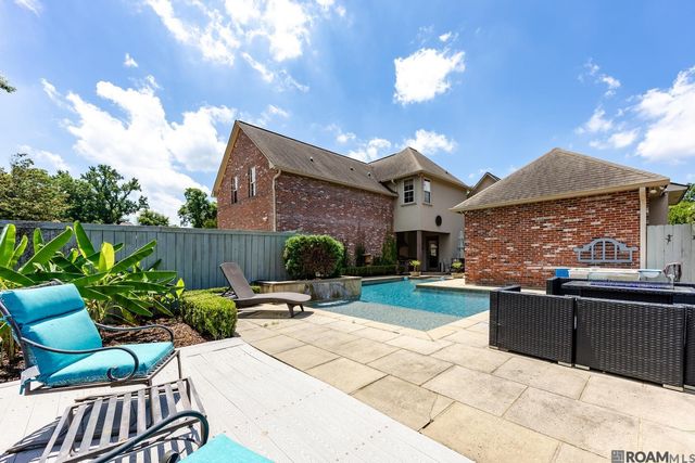 10757 Royal Ridge Ave, Baton Rouge, LA 70810