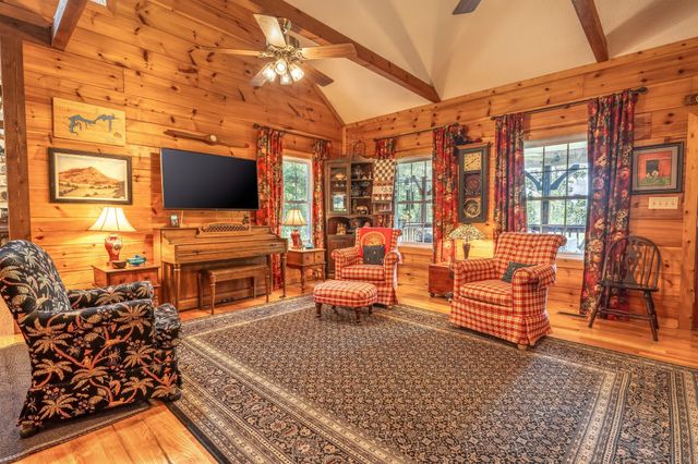 260 Deer Ridge Trail, Ocoee, TN 37361