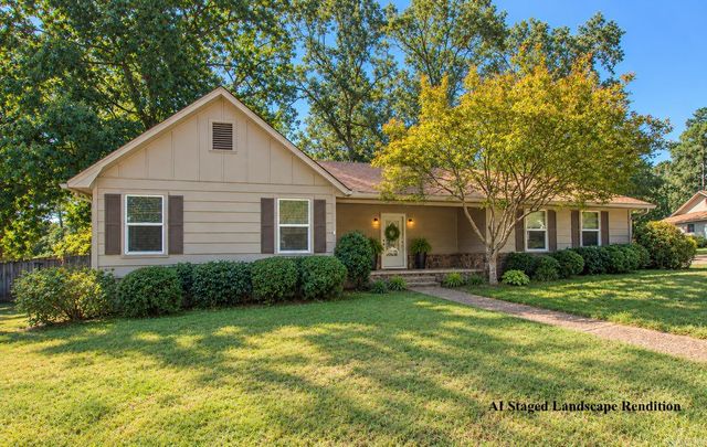 2201 S Fox Trl, Benton, AR 72019