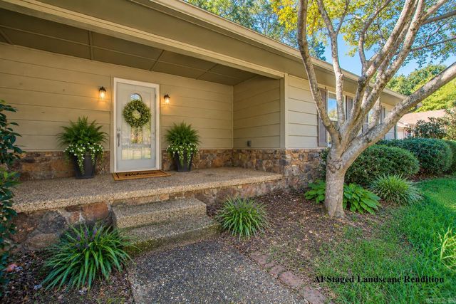 2201 S Fox Trl, Benton, AR 72019