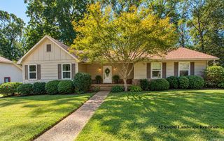 2201 S Fox Trl, Benton, AR 72019
