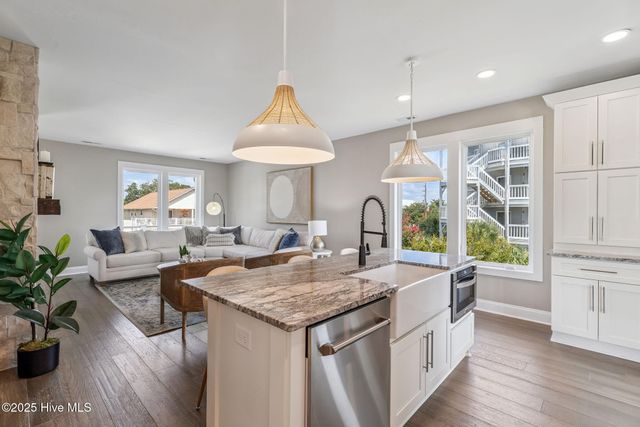 300 Georgia Avenue, Carolina Beach, NC 28428