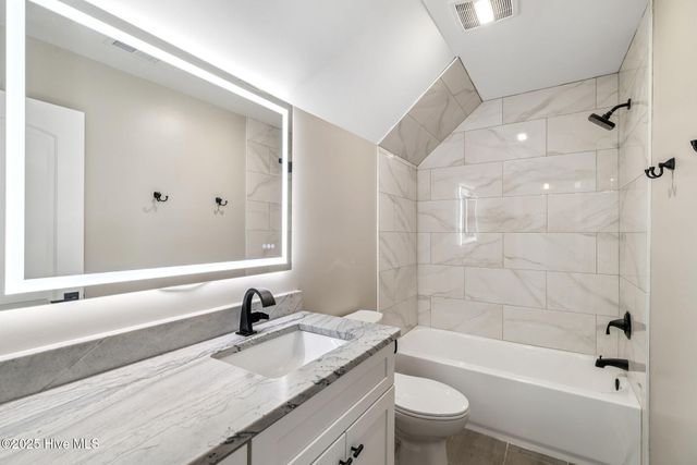 300 Georgia Avenue, Carolina Beach, NC 28428