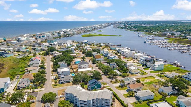 300 Georgia Avenue, Carolina Beach, NC 28428