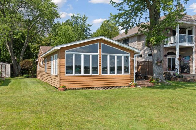 21185 Iverson Avenue N, Forest Lake, MN 55025