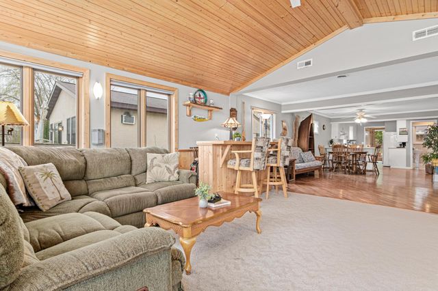 21185 Iverson Avenue N, Forest Lake, MN 55025