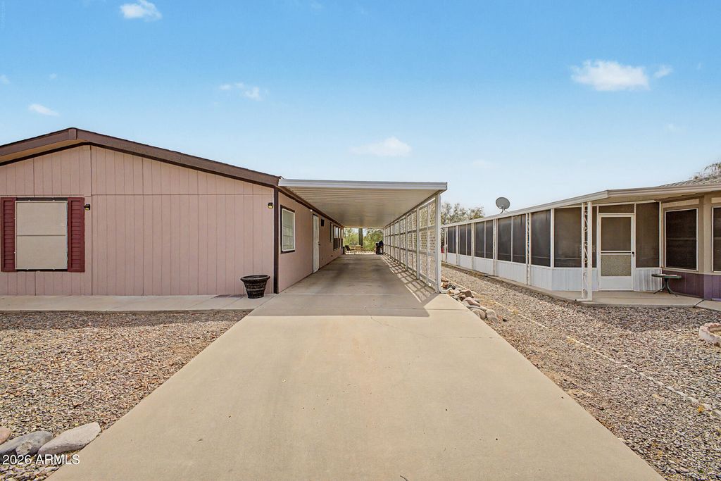 3809 N COLORADO Avenue, Florence, AZ 85132 — photo 2