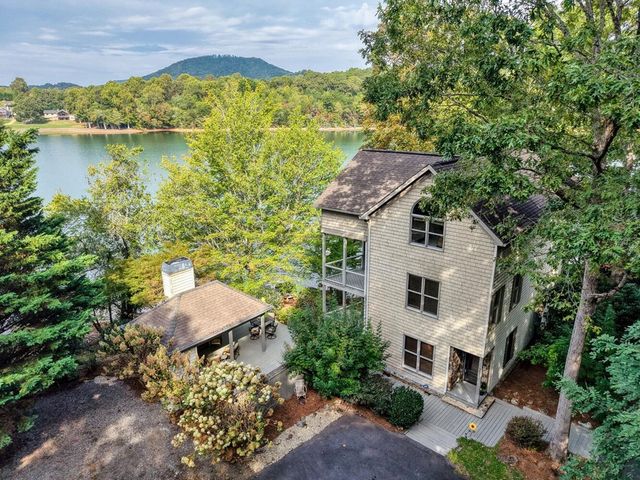 2515 Leisure Lane, Young Harris, GA 30582