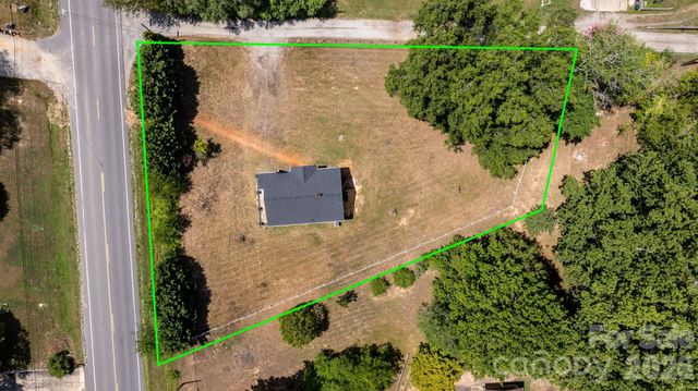 3028 Morganton Boulevard, Lenoir, NC 28645