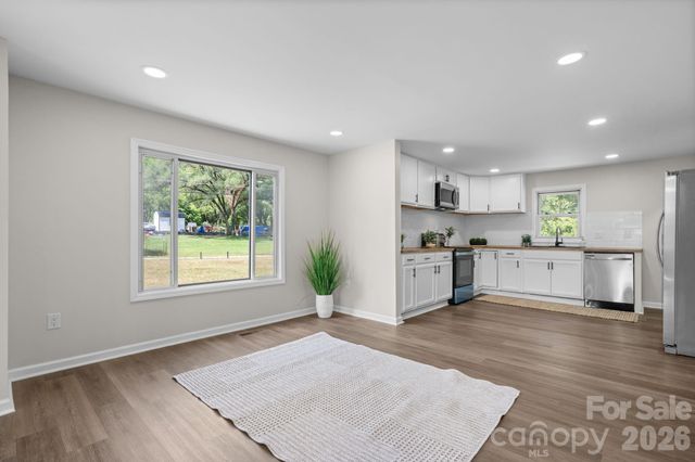 3028 Morganton Boulevard, Lenoir, NC 28645