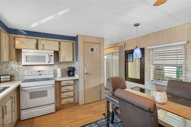 12110 BONANZA DRIVE, Hudson, FL 34667