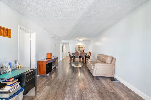 8437 FOREST HILLS Drive 203, Coral Springs, FL 33065