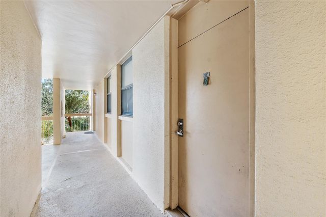 8437 FOREST HILLS Drive 203, Coral Springs, FL 33065