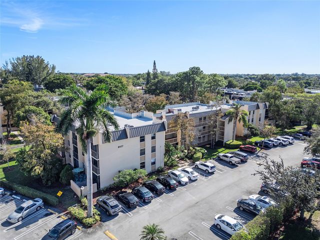 8437 FOREST HILLS Drive 203, Coral Springs, FL 33065