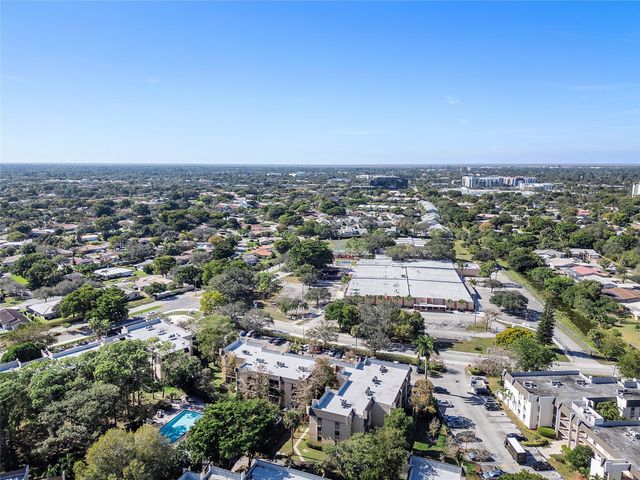8437 FOREST HILLS Drive 203, Coral Springs, FL 33065