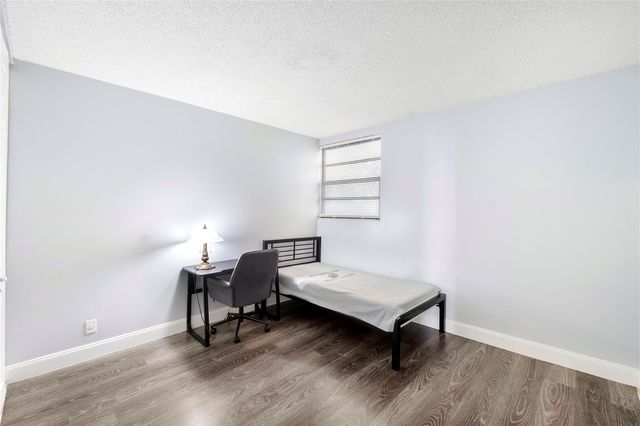 8437 FOREST HILLS Drive 203, Coral Springs, FL 33065