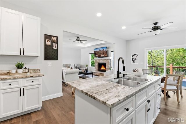 1509 Buck View, Festus, MO 63028