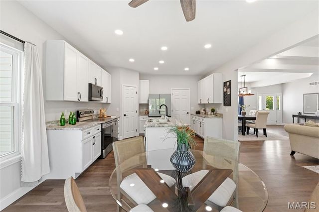 1509 Buck View, Festus, MO 63028