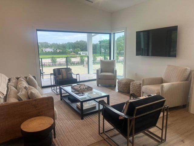 14322 Draft Horse Lane Barn Studio, Wellington, FL 33414