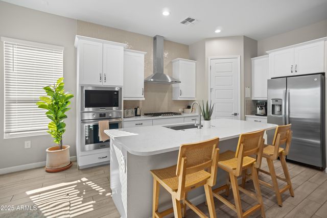 21589 N 102nd Drive, Peoria, AZ 85382