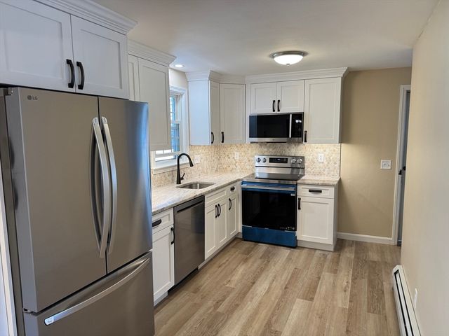 26 Wildwood Ave, Worcester, MA 01603