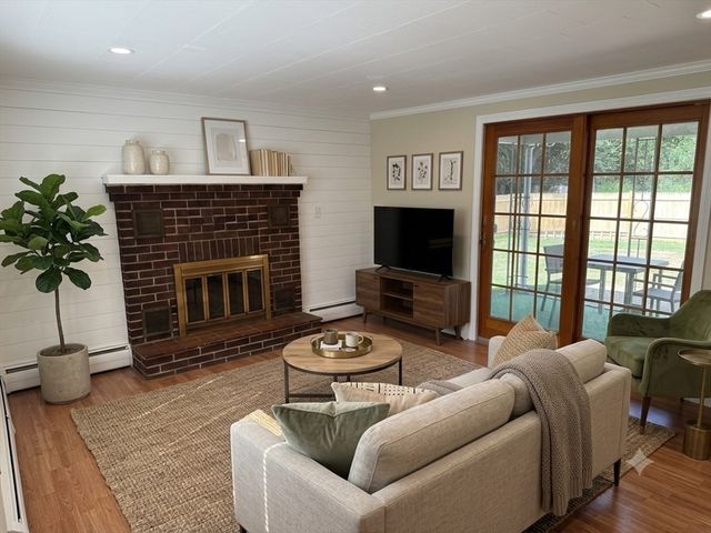 26 Wildwood Ave, Worcester, MA 01603