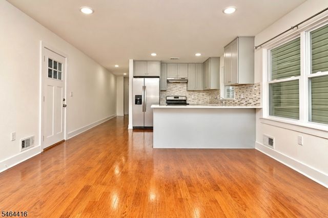 478 S 16Th St, Newark City, NJ 07103